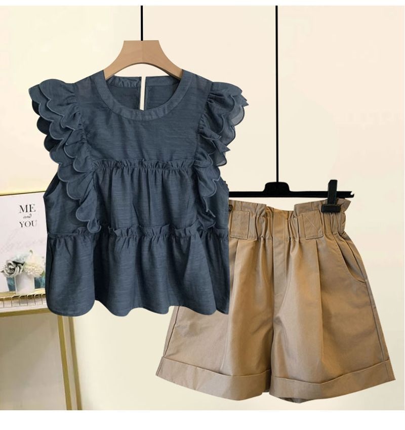 ChicShe Plus Size Women's Summer New Style Slightly Chubby MM Elegant Ruffled Chiffon Blouse Versatile Slimming Shorts Two-Piece_voghion.com