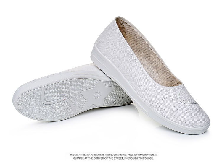 ShoeGlobe Damen-Slipper „Nurse“ aus altem Pekinger Stoff mit weicher Sohle, atmungsaktiv und ermüdungsfrei, weiß/schwarz._voghion.com