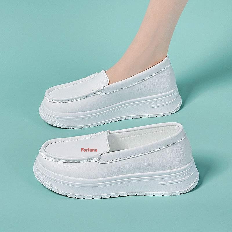 ShoeGlobe ShoeGlobe 2025 Non-Slip Nurse Breathable Wear-Resistant Work Thick Sole Slip-On Height-Increasing Medical Shoes_voghion.com