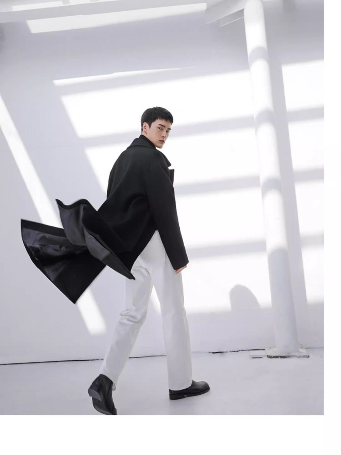 boy Boy Boy Trench Double-Breasted Black Mid-Length Coat Men's Autumn Winter Woolen Jacket_voghion.com