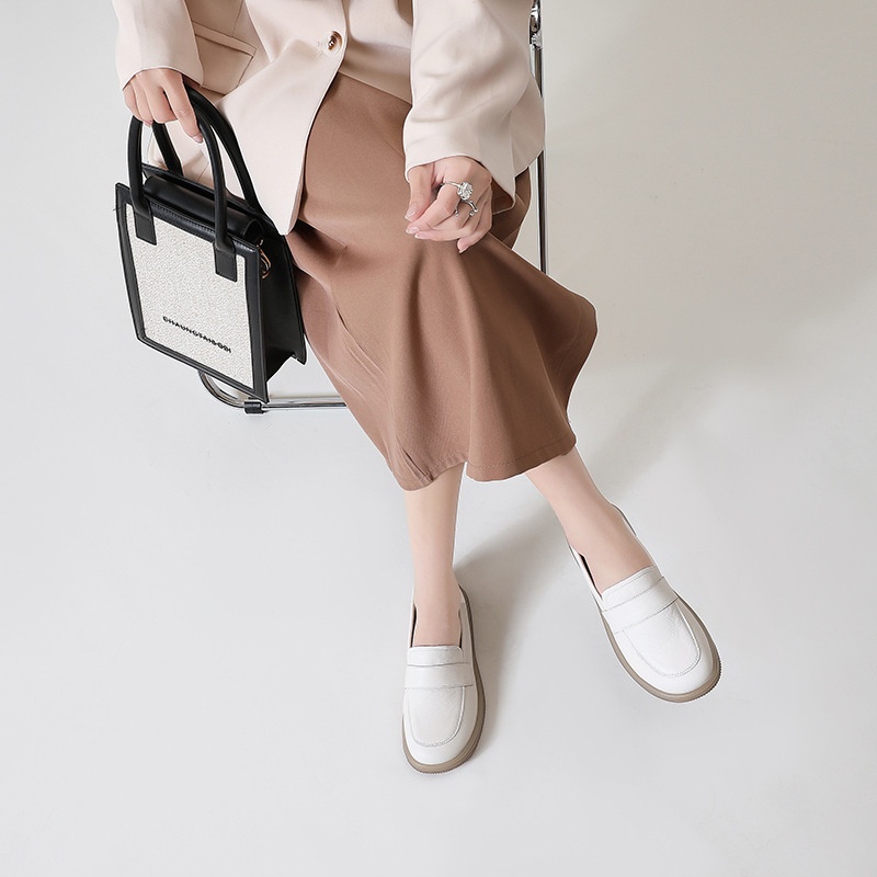 ShoeGlobe Fan Shun 1018-6 Umstandsschuhe zum Hineinschlüpfen, weiche Sohle, bequeme flache Schuhe für Krankenschwestern, weiße Freizeitschuhe für Damen_voghion.com