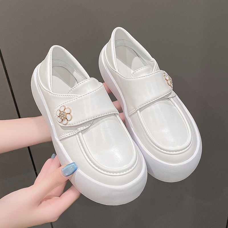 ShoeGlobe Nure For Women, Comfortable Non-Tiring, Slip-On White Office Medical Special Work Shoe, Spring And Autumn Leather_voghion.com