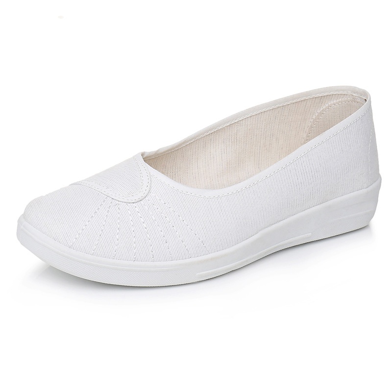 ShoeGlobe Damen-Slipper „Nurse“ aus altem Pekinger Stoff mit weicher Sohle, atmungsaktiv und ermüdungsfrei, weiß/schwarz._voghion.com