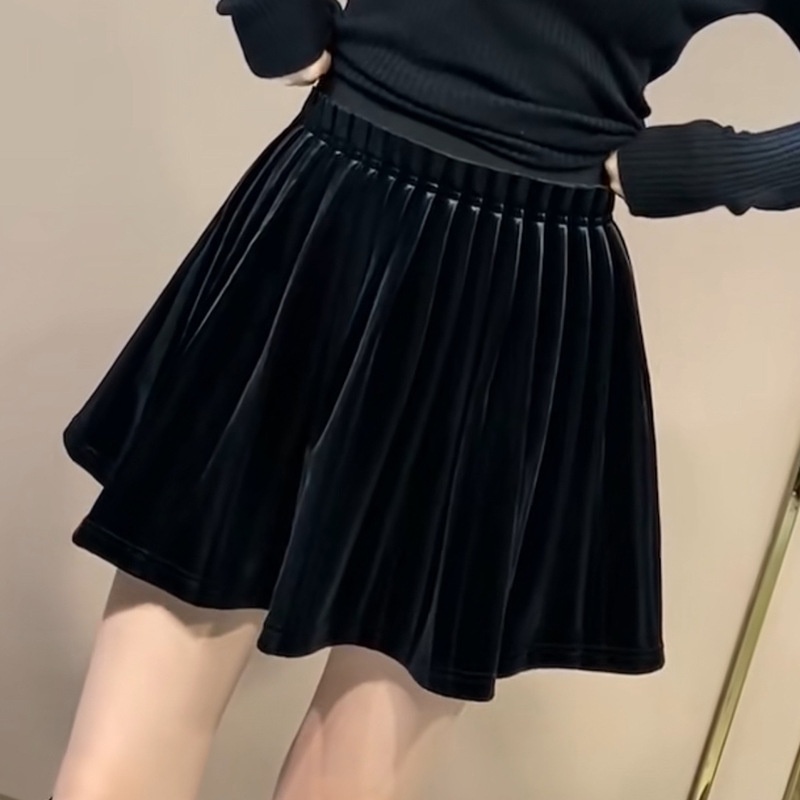 ChicShe Shenzhen 2024 New Nanyou Women's Fashion European High Waist Velvet Pleated A-line Bodycon Short Half Skirt For Women_voghion.com