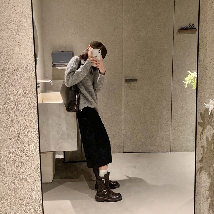 ShoeGlobe Decadent Button für neue vielseitige Retro-Faltenstiefel mit dickem Absatz, hohem Schaft, schmaler Form, langem Absatz, Damen-Kurzstiefel_voghion.com