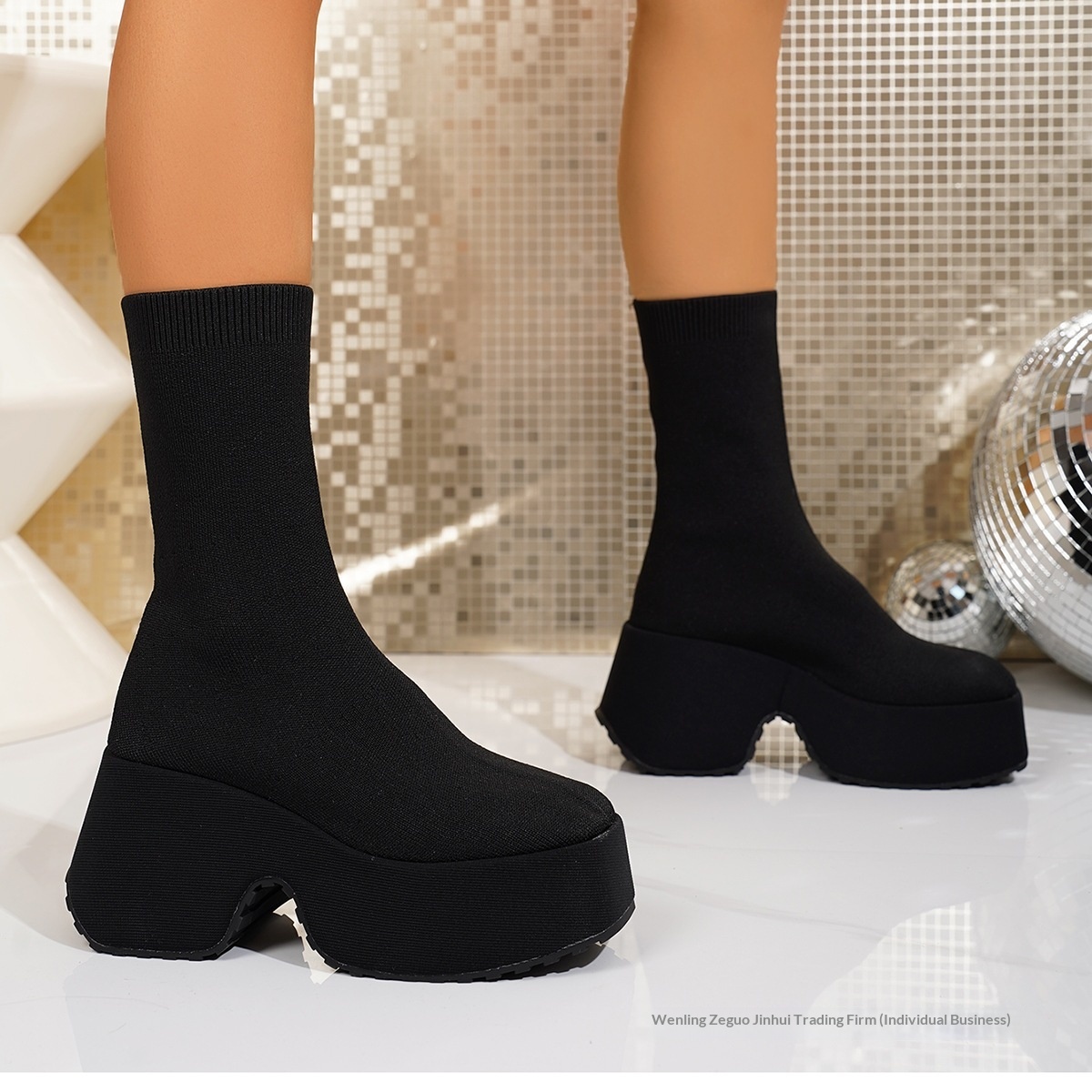 ShoeGlobe ShoeGlobe Herbst 2025 Neue schlankmachende Plus-Size-Plateau-Stiefel mit elastischem Socken-Design, gekreuzten Strickkanten und schmalem Absatz für Damen_voghion.com