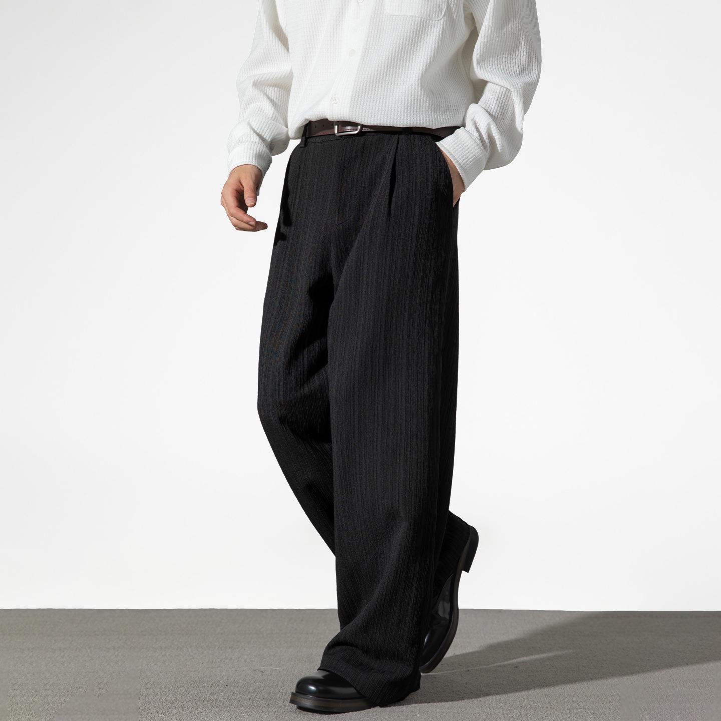 Pantalones plisados 3D para hombre, pantalón largo, informal, de gran tamaño y versátil, estilo antiguo, para otoño e invierno_voghion.com
