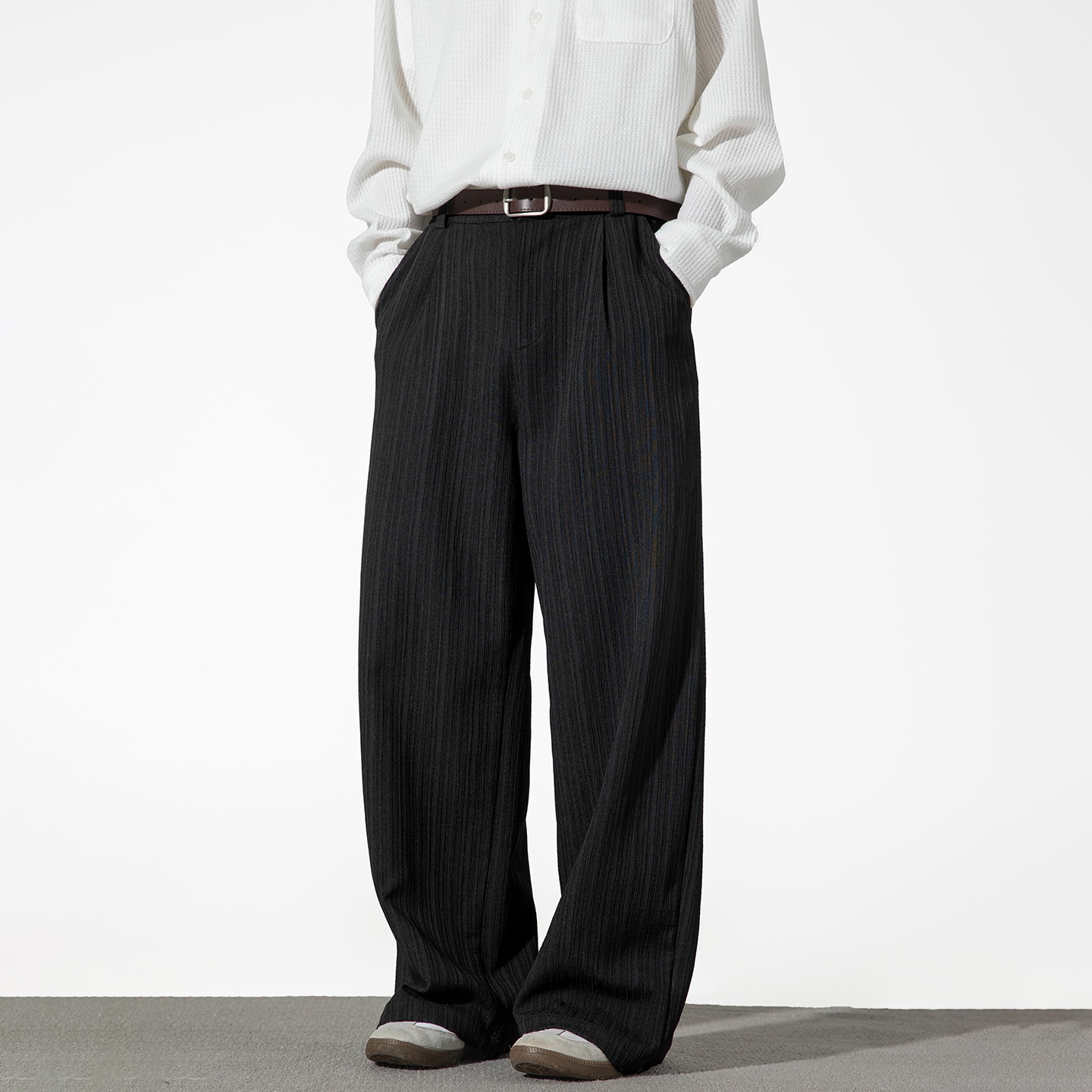 Pantalones plisados 3D para hombre, pantalón largo, informal, de gran tamaño y versátil, estilo antiguo, para otoño e invierno_voghion.com
