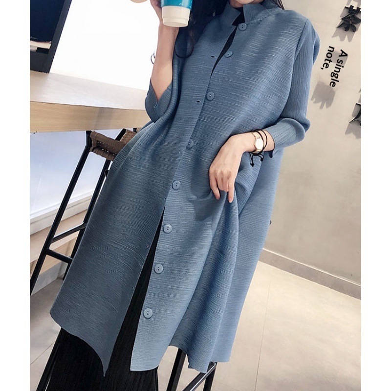 Damenbekleidung Damenbekleidung Frühjahr 2025 Ausländischer Handel Plissierter einreihiger Trenchcoat Mittellang Stehkragen Elegante Jacke Dreiviertel_voghion.com