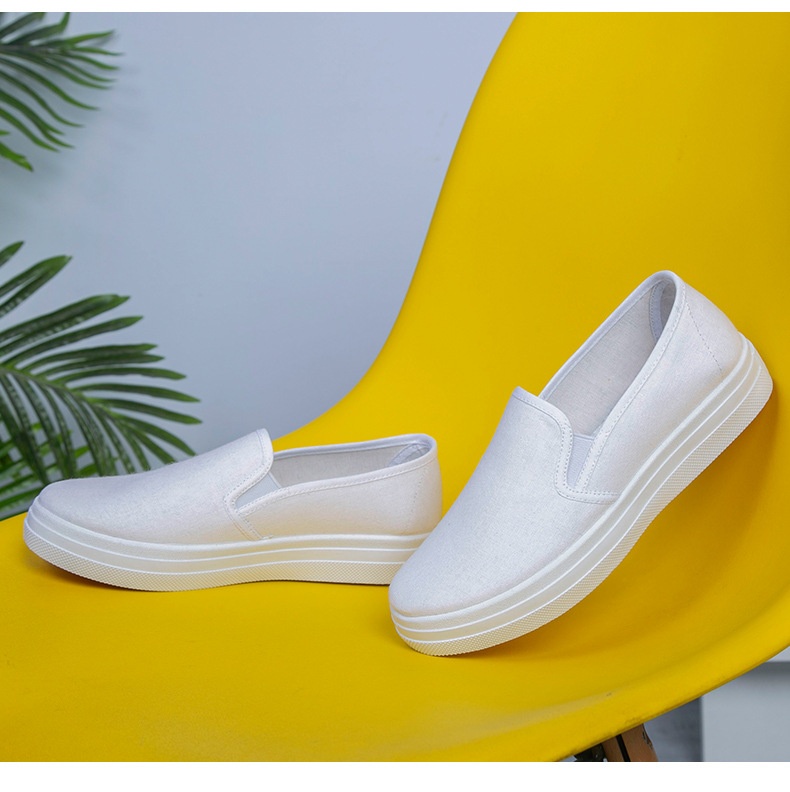 ShoeGlobe Nurse Damenschuhe, flache, rutschfeste, atmungsaktive und vielseitige weiße Freizeitschuhe im Vintage-Look aus Peking_voghion.com