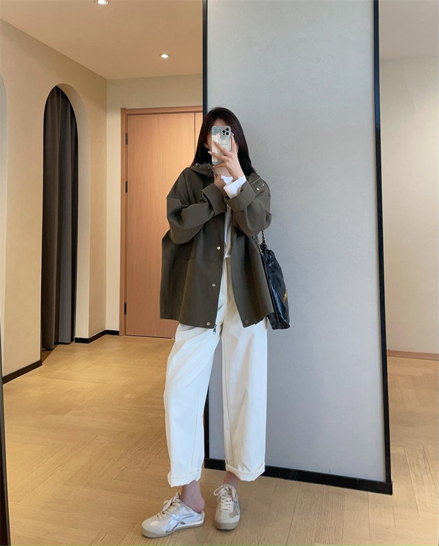 2025 Autumn Women's Clothing Women's Clothing WTHEONE High-Quality Tencel Cotton Oversized Slimming Petite Short Hooded Trench Coat Jacket_voghion.com