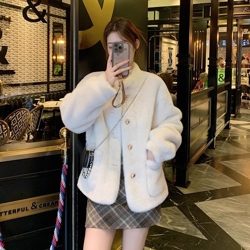 2025 New Thickened Mink Sheepskin One-Piece Women's Clothing For Winter Short Stand Collar Eco-Friendly Fur Coat_voghion.com