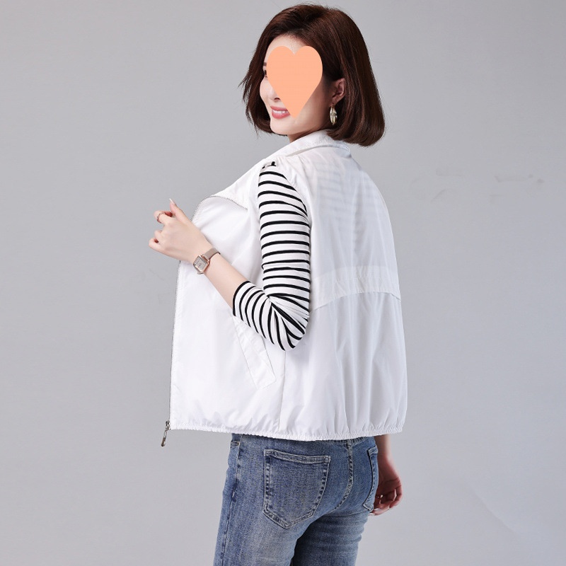 2025 New Women's Clothing For Middle-aged Moms, Stylish Thin Women's Short Outerwear, Small Size Summer Sleeveless Vest_voghion.com