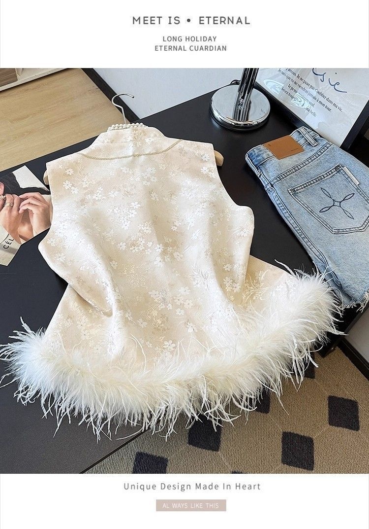 Chinesisches Damen-Top mit aufwendiger Stickerei, verjüngend, Herbst/Winter 2025, bauchbedeckend – ein modisches Accessoire für Damen._voghion.com