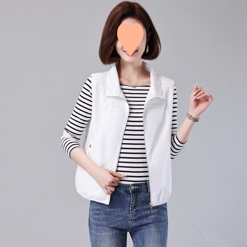 2025 New Women's Clothing For Middle-aged Moms, Stylish Thin Women's Short Outerwear, Small Size Summer Sleeveless Vest_voghion.com