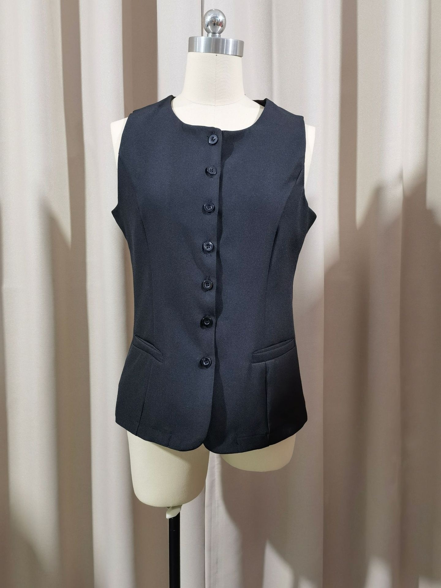 Women's Clothing Summer European And American Women's Cross-Border New Commuter Simple Fashion Button Solid Color Casual Top Round Neck_voghion.com