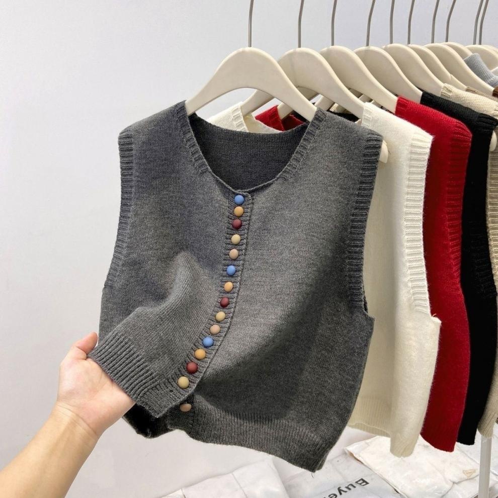2025 Lente Trend Chic Regenboog Knoop Vest Gelaagde Cardigan Trui Voor Vrouwen Hoogwaardige Grijze Gebreide_voghion.com