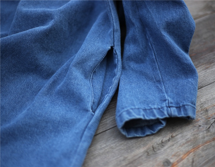 Damen Asymmetrischer, geknöpfter, langer, lockerer Denim-Trenchcoat im Zen-Stil, Vintage-Look, einfarbig_voghion.com