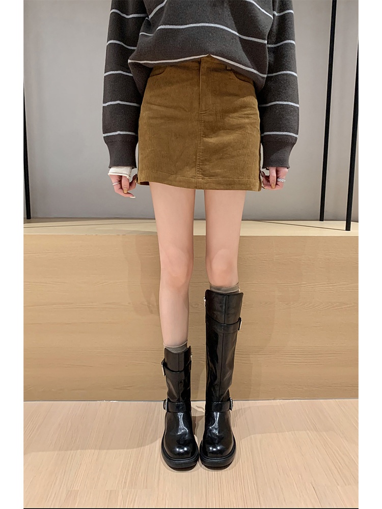 ShoeGlobe Decadent Button für neue vielseitige Retro-Faltenstiefel mit dickem Absatz, hohem Schaft, schmaler Form, langem Absatz, Damen-Kurzstiefel_voghion.com