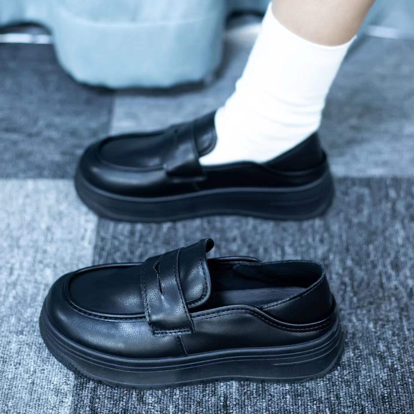 ShoeGlobe Damen-Pflegeschuhe, rutschfest, atmungsaktiv, bequeme, flache Slipper, weiche, weiße medizinische Schuhe_voghion.com