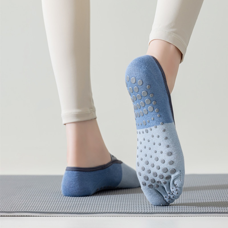 Surge Surge Spring Summer Yoga Backless Non-Slip Five-Toe Women Professional Fitness Sports Sweat-Absorbing Toe-Separating Pilates_voghion.com