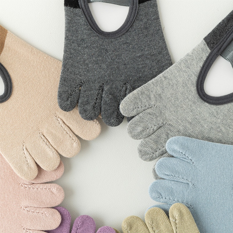 Surge Surge Spring Summer Yoga Backless Non-Slip Five-Toe Women Professional Fitness Sports Sweat-Absorbing Toe-Separating Pilates_voghion.com