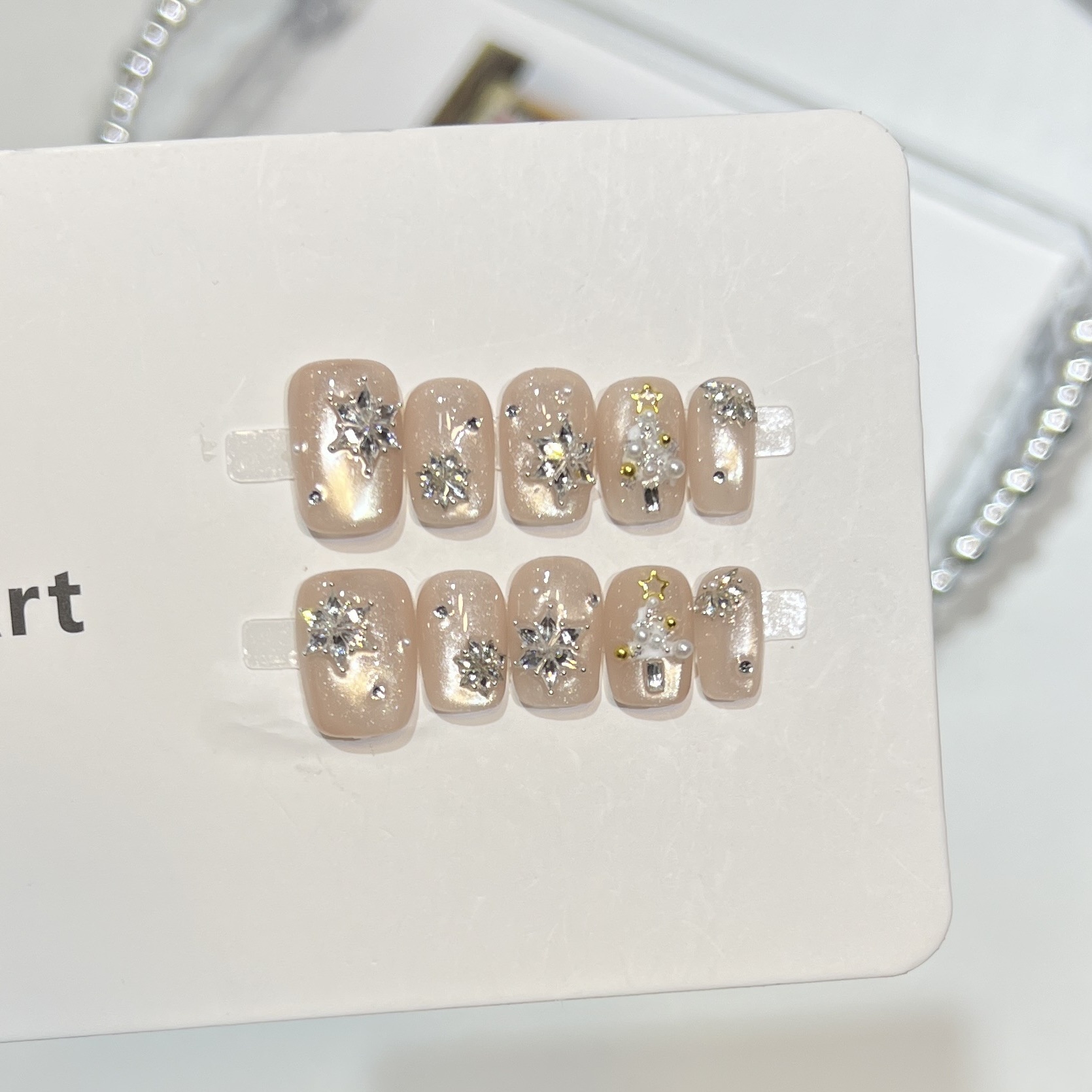 Dairison Wearable Tips Zircon Snowflake Pearl Christmas Tree Light Bulb Cat Eye Nail Art_voghion.com