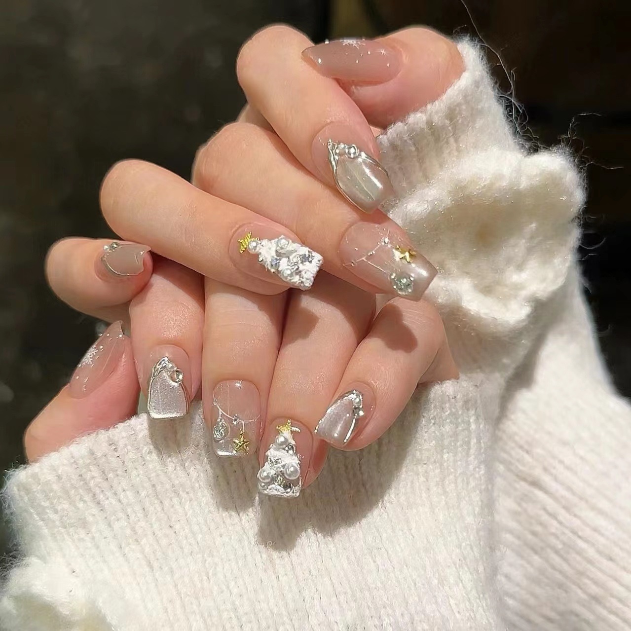 Purely Handmade UV Gel Christmas Wearable Nails Wholesale Finished Cat Eye Nail Stickers Brightening Elegant_voghion.com