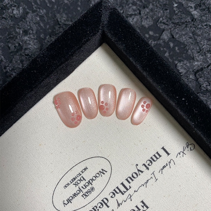 Soft Pink Silk 3D Cat Paw Finished Nail Art Handmade Wearable Short Nails_voghion.com