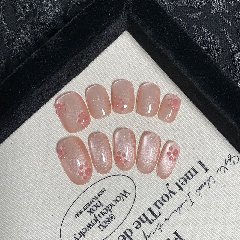 Soft Pink Silk 3D Cat Paw Finished Nail Art Handmade Wearable Short Nails_voghion.com
