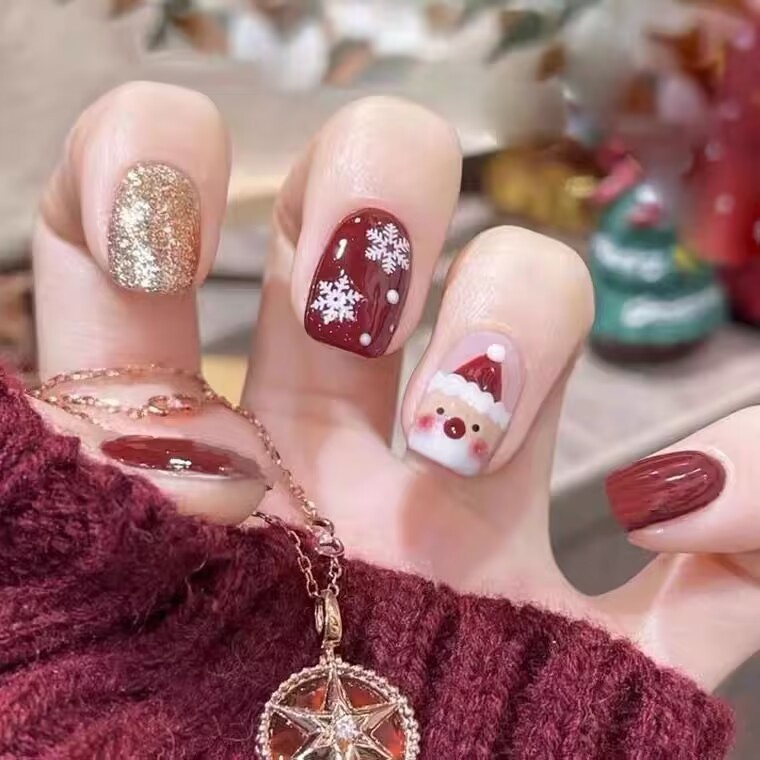 Christmas Wearable Nails Hot-Selling High-End New Year Tips Short Nail Stickers_voghion.com