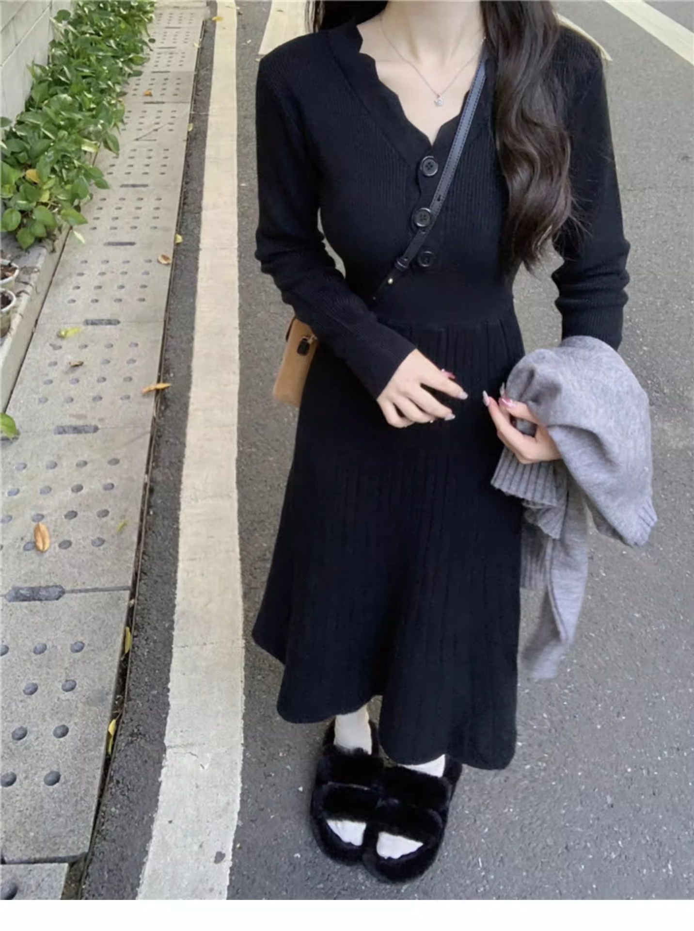 girl Black Collar Knitted Sweater Women, Suitable Spring, Autumn, And Winter, Can Be Paired With A Coat, Base Layer Design,_voghion.com