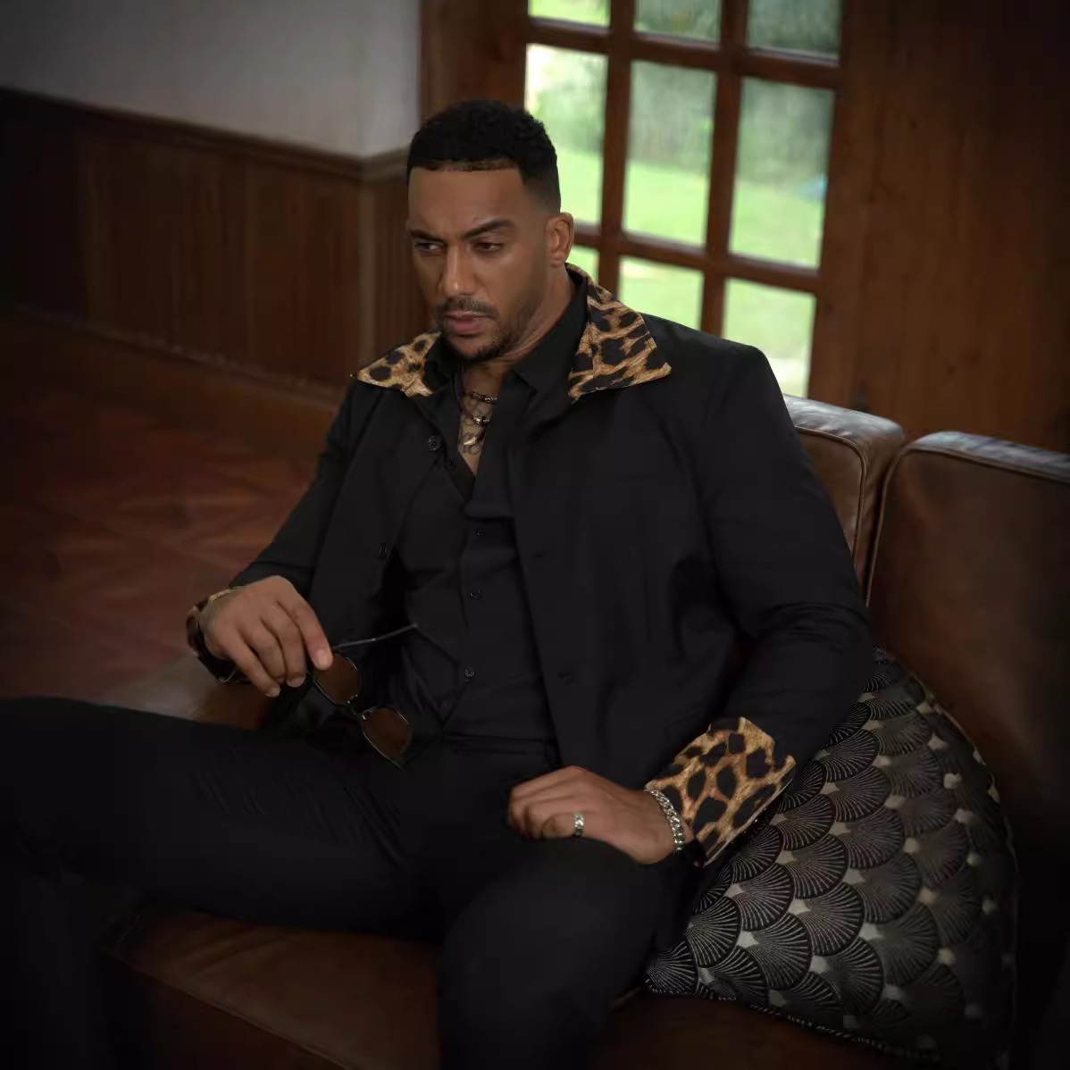 boy Boy Cross-Border Foreign Trade Men's Leopard Print Blazer European And American Black Retro Single-Breasted Lapel Suit_voghion.com