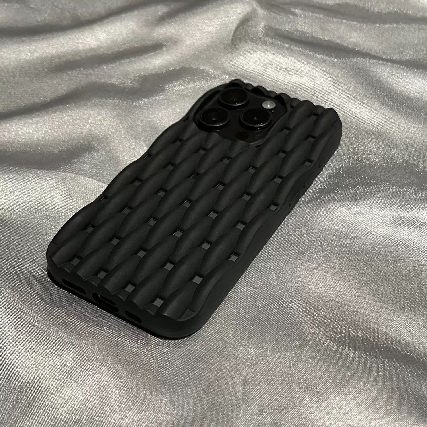 TechCore Summer Cooling Braided Pattern Compatible With IPhone 16 Pro Max Matte Phone Iphone 15 Full Coverage Silicone Soft Case_voghion.com