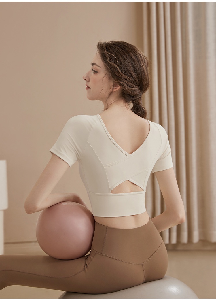 Surge Yoga Top For Women 2025 Summer Fitness Shirt Pilates Sports New Short Sleeve With Chest Pads_desvips.com