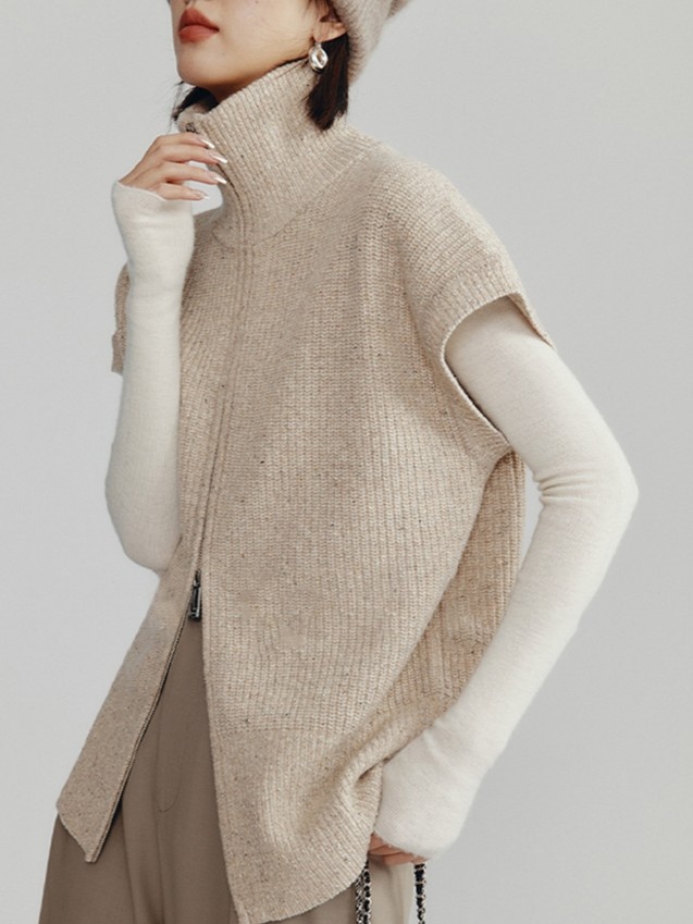 Stickad väst för dam i silke och ull med dragkedja_voghion.com