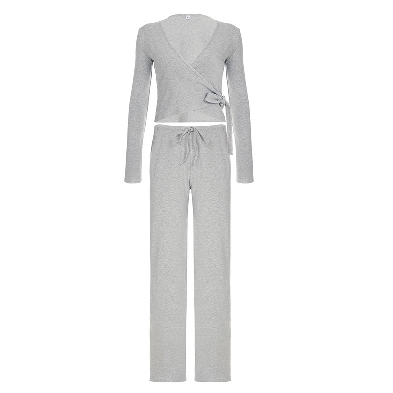 Completo pigiama in pile da donna con top a maniche svasate_voghion.com