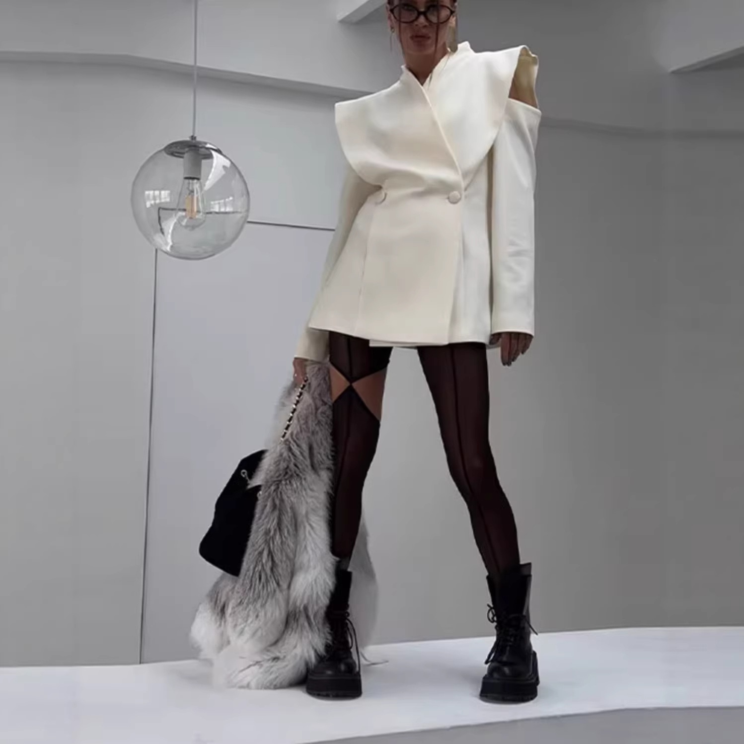 Abbigliamento da donna europeo-americano per il commercio estero, popolare su e Instagram, maglietta a maniche lunghe bicolore firmata_voghion.com