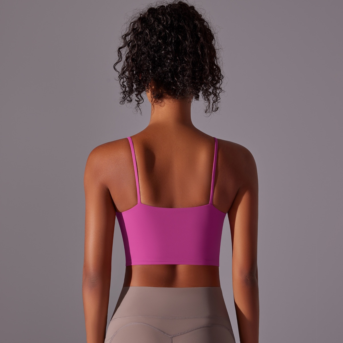 Tor zur Wildnis Neuer einfarbiger, doppelseitiger Nylon-Trainings-BH mit halbfixierten Cups, hochelastisch und eng anliegend._voghion.com