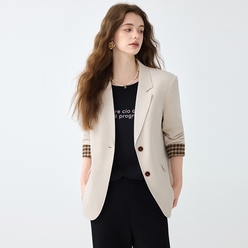 Blazer color caffè, modello casual da donna, stile europeo e americano, ideale per pendolari transfrontalieri._voghion.com