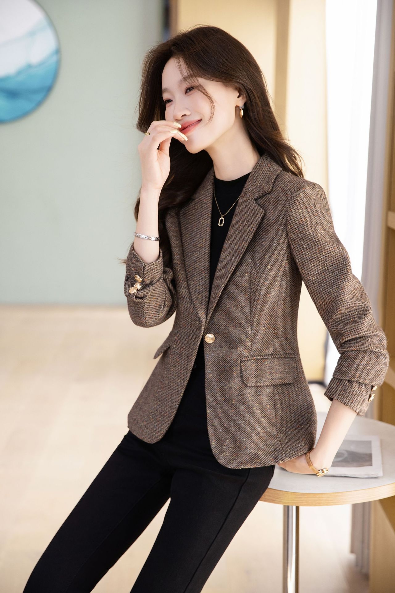 Blazer marrone in lana da donna stile chic autunno inverno_voghion.com