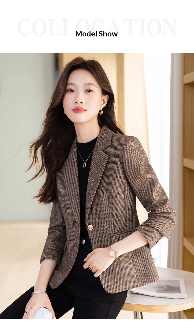 Blazer marrone in lana da donna stile chic autunno inverno_voghion.com