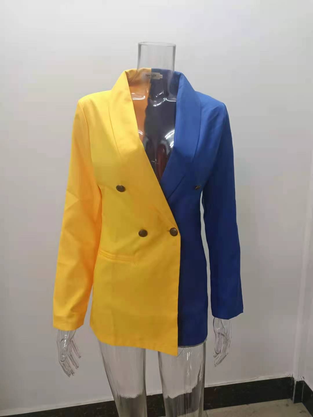 Blazer da donna con scollo a v e design patchwork professionale_voghion.com