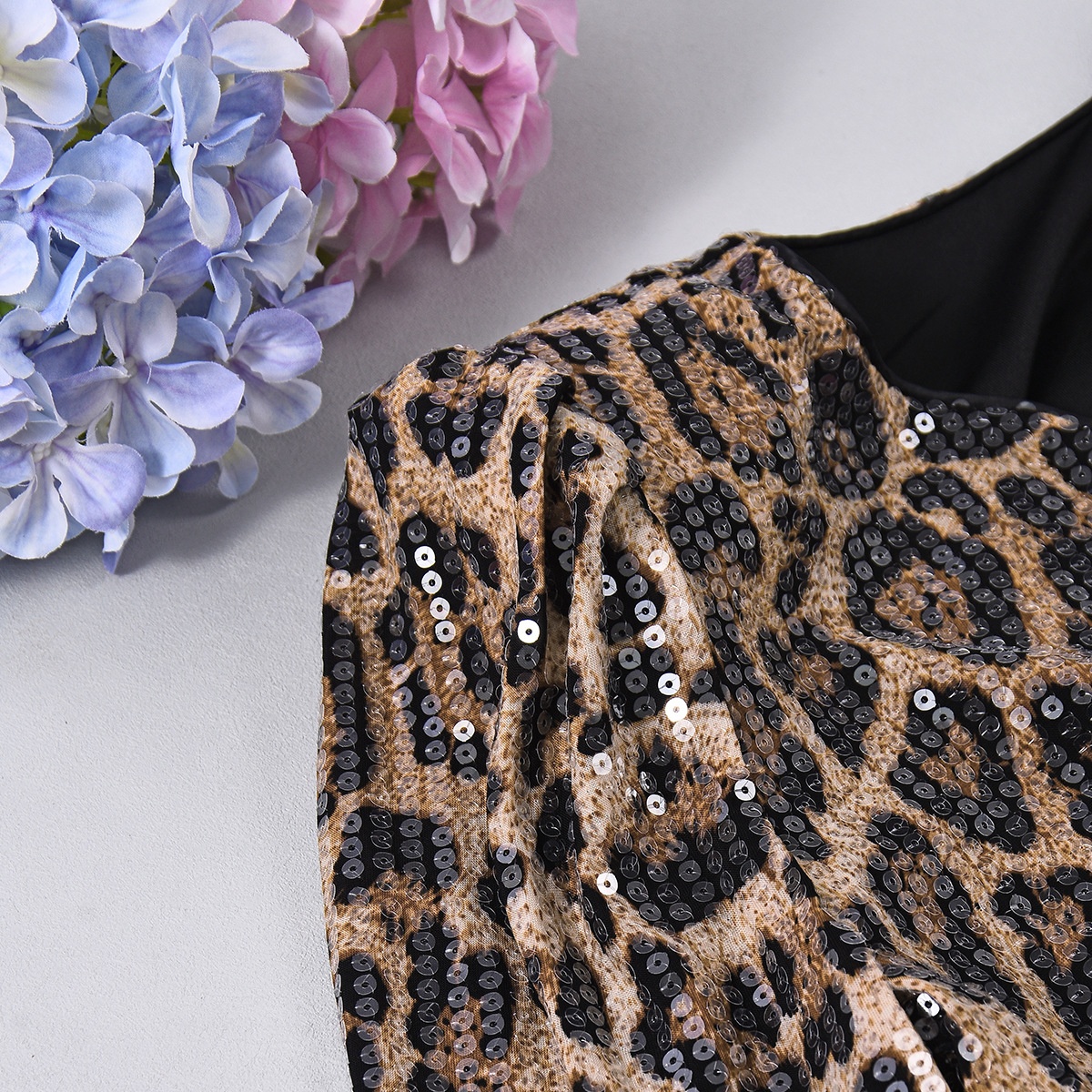 Leopard Print Sequin Blazer For Women Long Sleeve Outerwear_voghion.com
