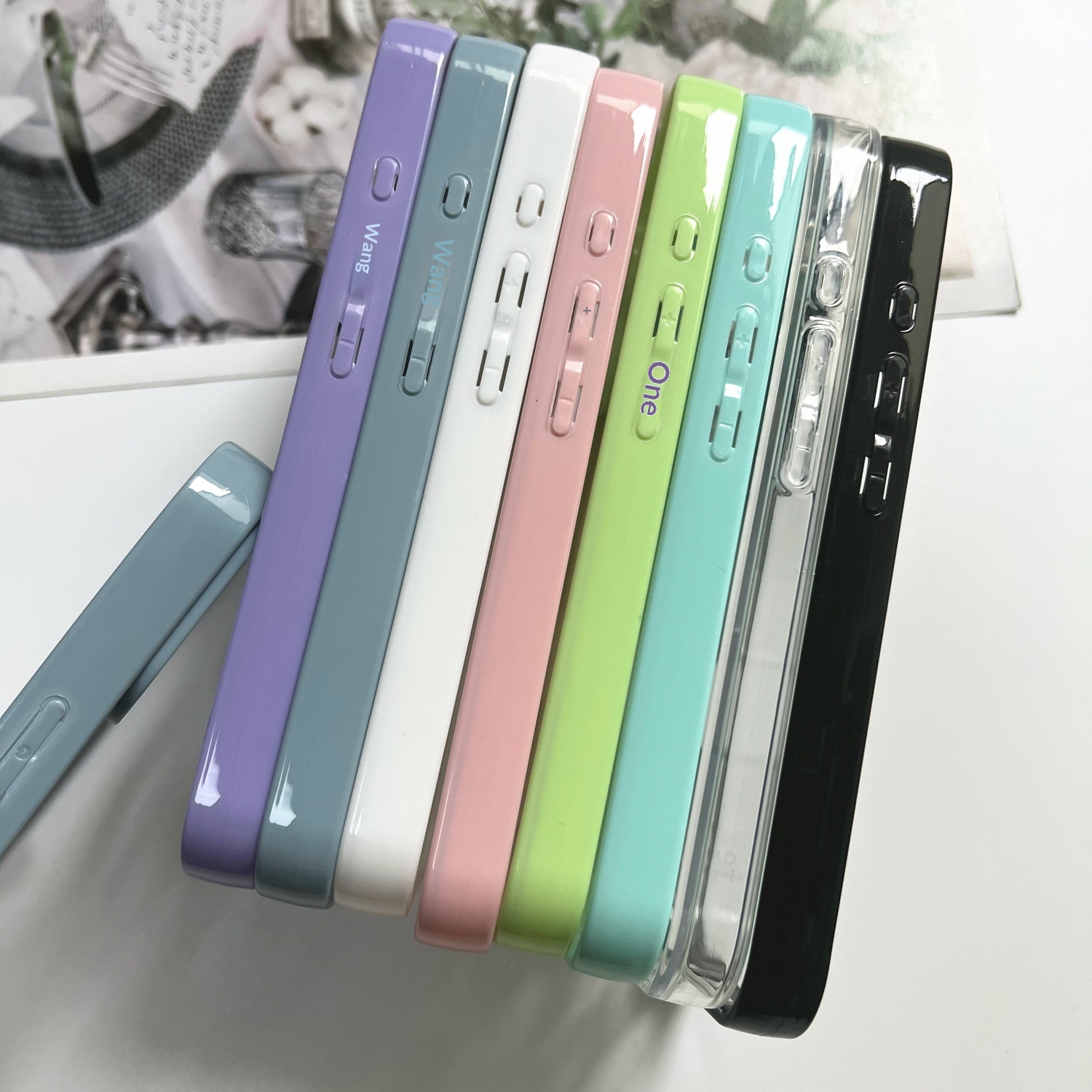 Coque de protection iphone au design macaron cream_voghion.com