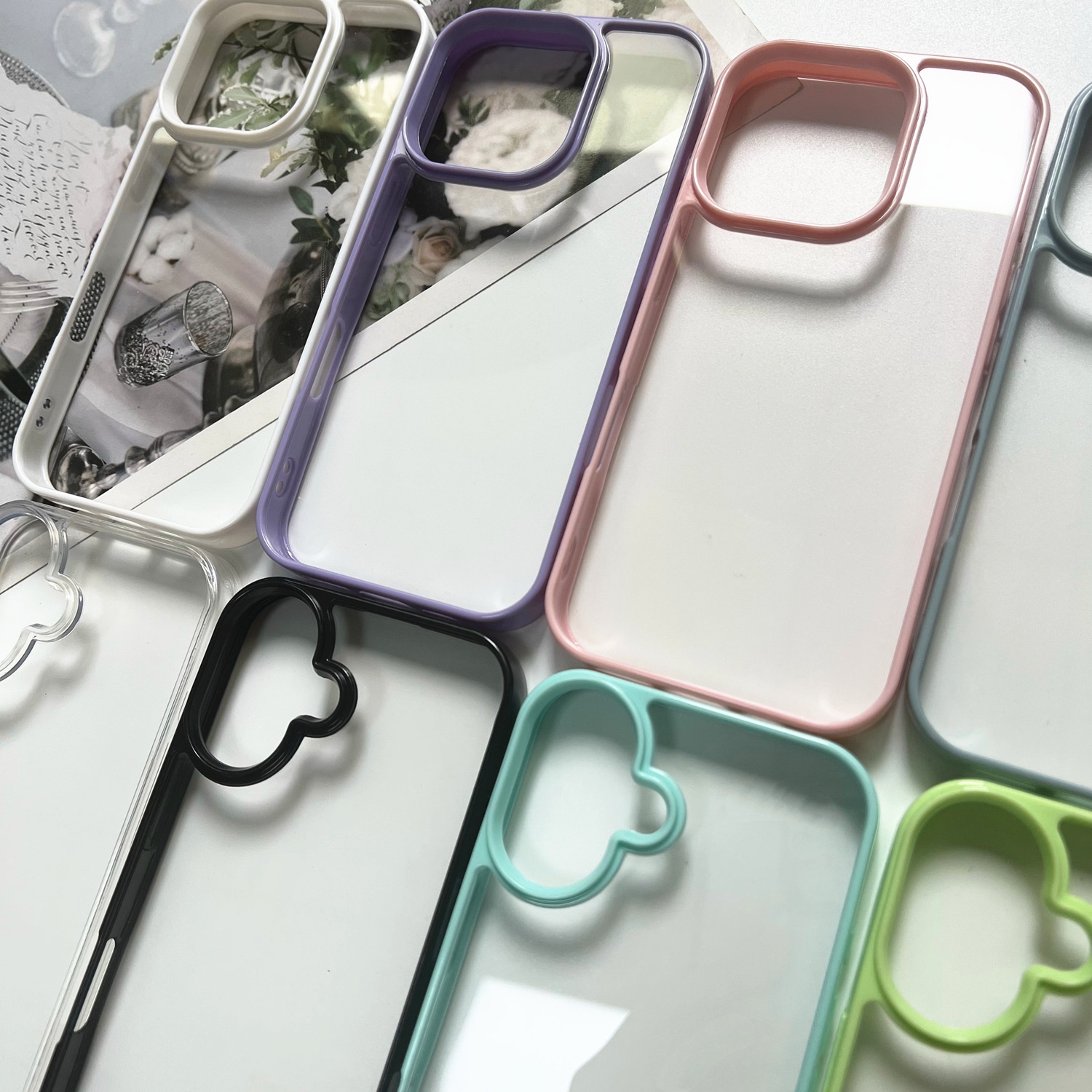 Coque de protection iphone au design macaron cream_voghion.com