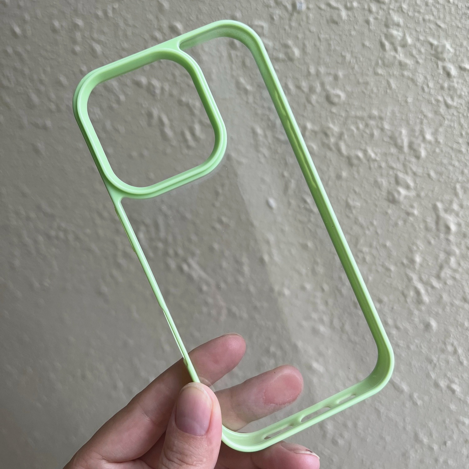 Coque de protection iphone au design macaron cream_voghion.com