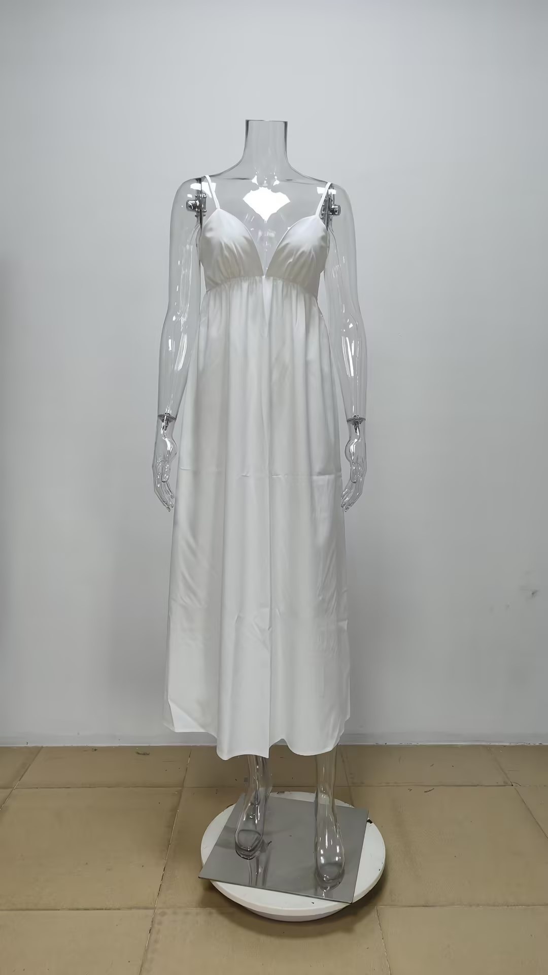 Elegant Plus Size Women's Dress Backless Strapless Flared Style_voghion.com