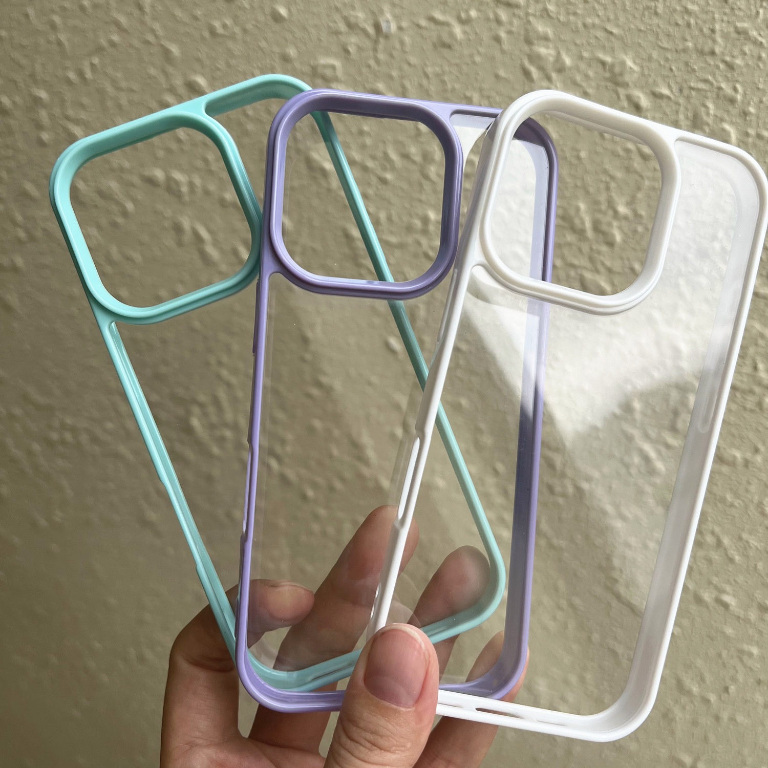 Coque de protection iphone au design macaron cream_voghion.com