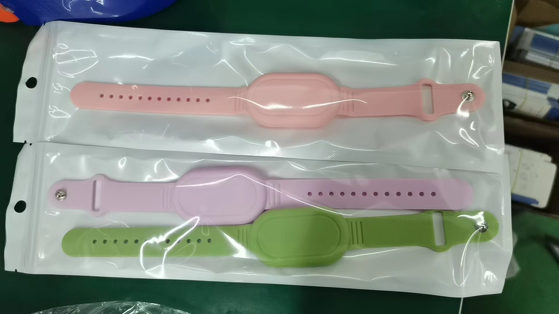 Suitable For Samsung SmartTag2 Wristband Case Anti-Lost Tracker Silicone Watch Strap Waterproof Protective Shell_voghion.com